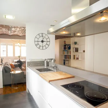Beautiful, Bright, Spacious And Centric Loft